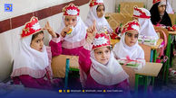 آغاز «جشن شکوفه‌ها» و سال تحصیلی کلاس اولی‌ها