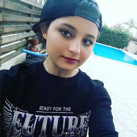 نیکا