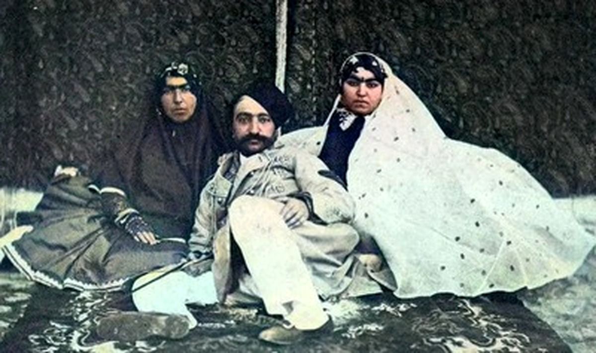 ژست جالب و اینستاگرامی ناصرالدین شاه در کاخ نیاوران