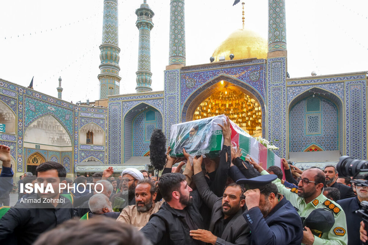 گزارش تصویری از تشییع پیکر آیتالله رئیسی و یارانش در قم