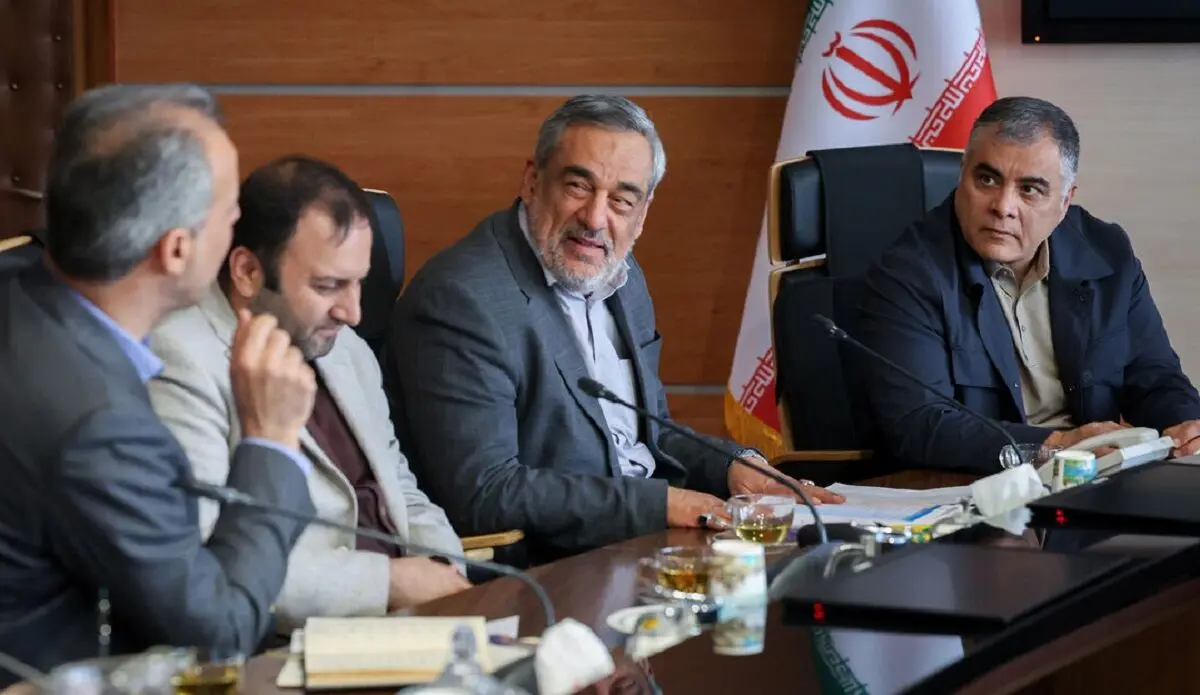 وزیر نفت استعفا داد / حمید بورد سرپرست وزارت شد
