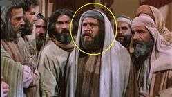 عکس| سفر در زمان؛ «لاوی» 20 سال بعد سریال یوسف پیامبر در چایخانه حرم امام رضا