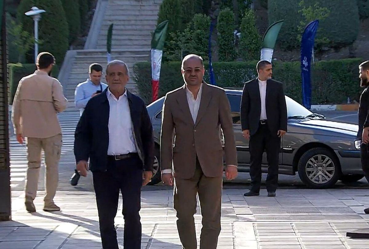 ببینید | نامزدهای انتخابات با چه خودرویی به مناظره اول آمدند؟