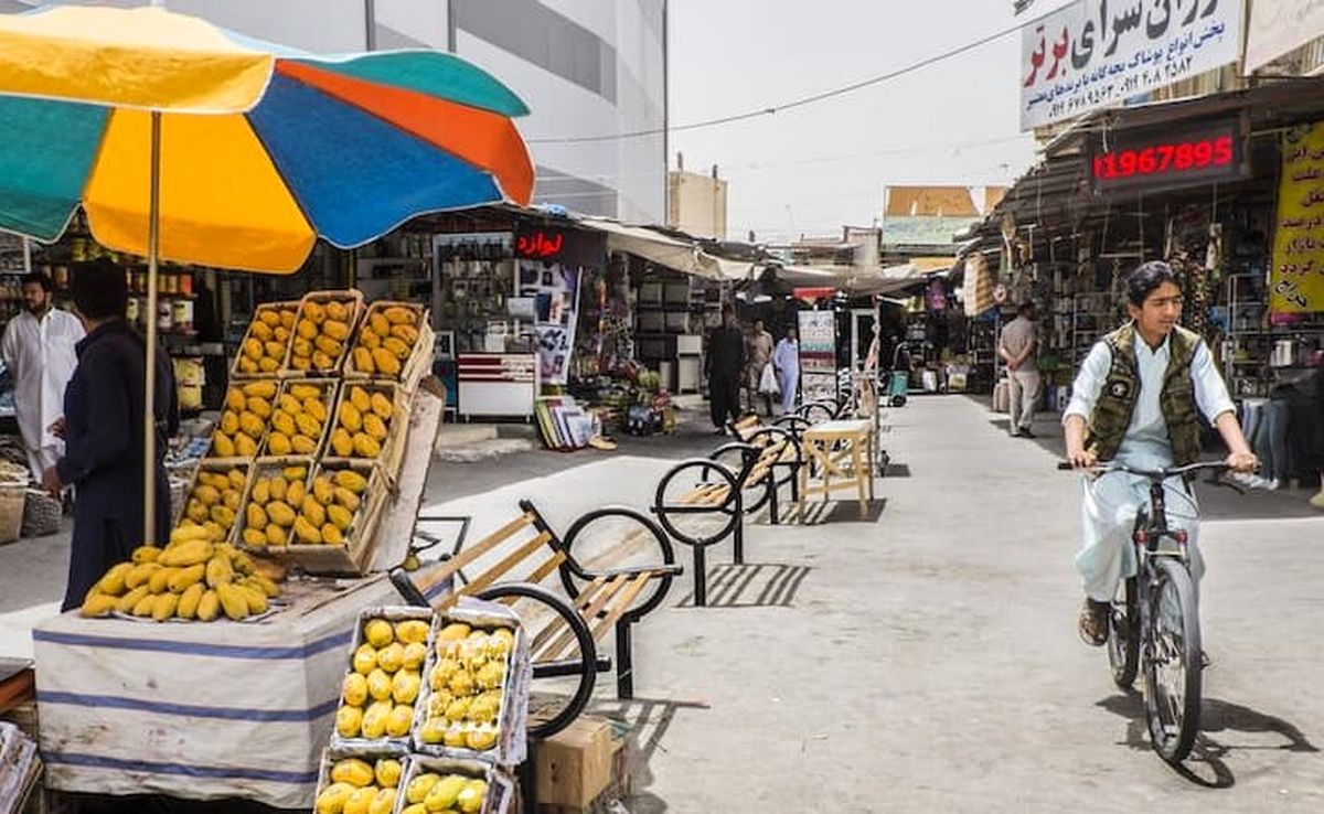 ببینید | تعطیلی بازار بزرگ زاهدان به دلیل آبگرفتگی معابر