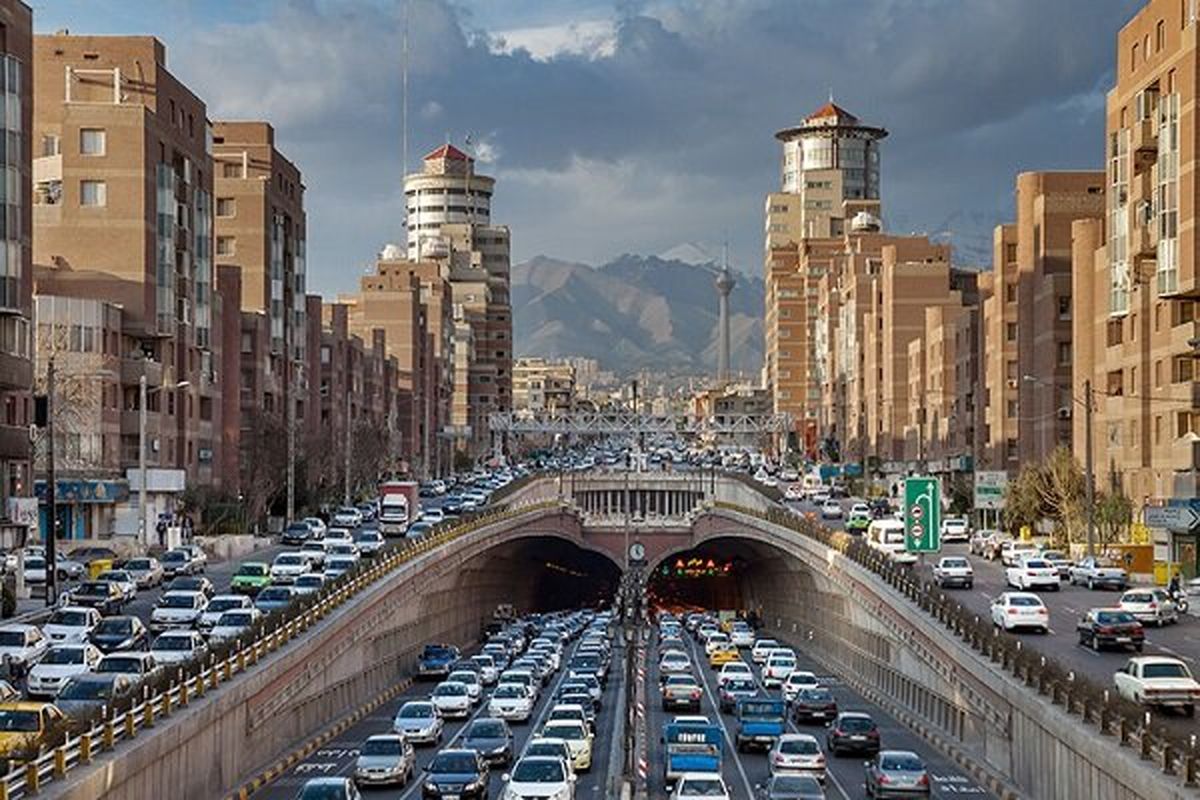 تهرانیها به تهران بازگشتند؛ ترافیک در ورودیهای پایتخت