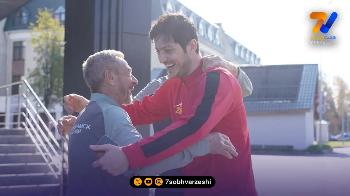 دیدار گرم سردار آزمون با هم‌تیمی‌های سابق در اردوی تیم ملی