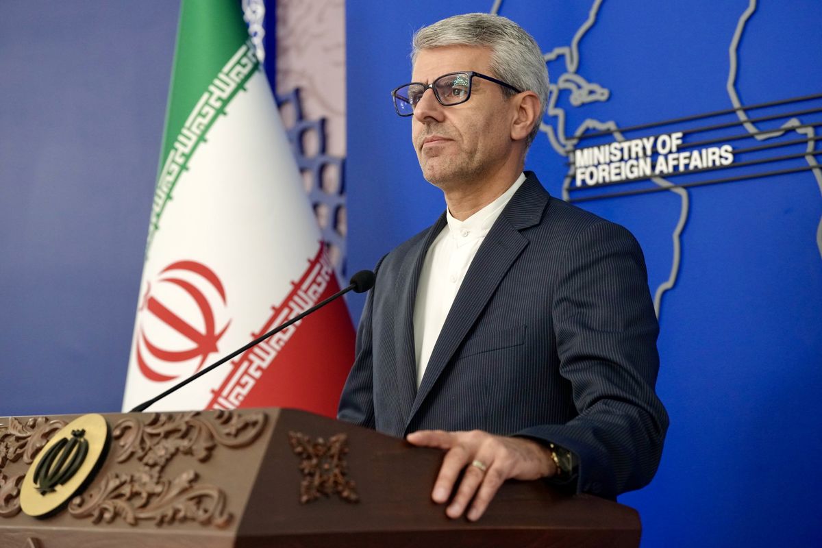 تعویق گفتوگوهای ایران و آمریکا؛ علت تغییر تاریخ اعلام شد