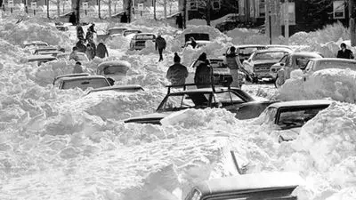 سفر در زمان | برف فوق سنگین تهران در سیزدهم آذر