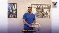 حسن یزدانی و اهدای مدال‌های دوران قهرمانی به موزه