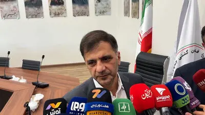 کنایه کریمی به تاجرنیا: یک سری ها مدیر فضای مجازی هستند؛ مخالف قهرمانی استقلال نیستم!