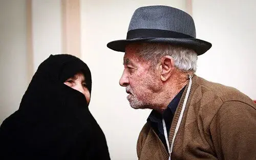 ریزعلی خواجوی (دهقان فداکار) و همسرش