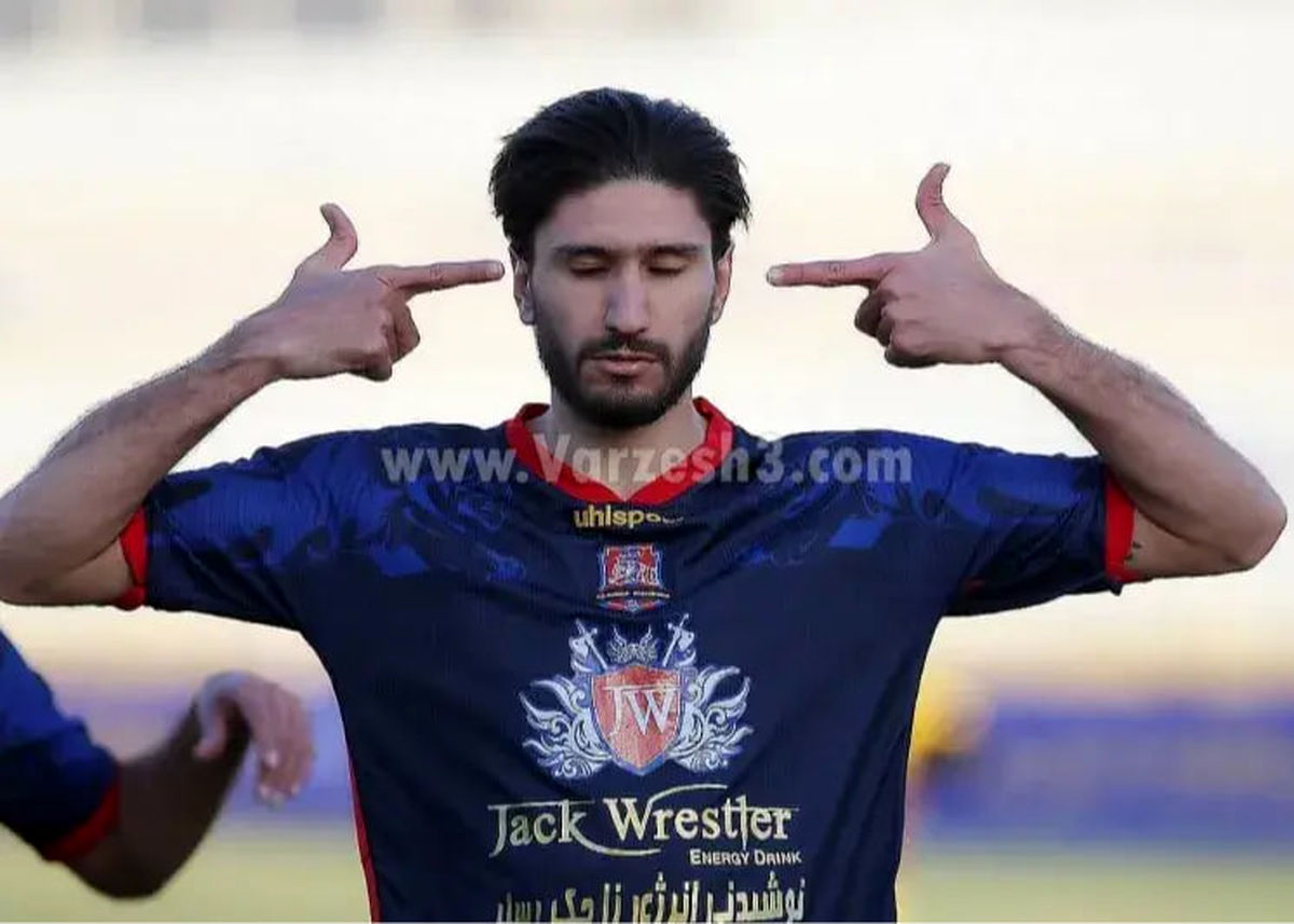 مدافع سابق استقلال به ذوبآهن پیوست