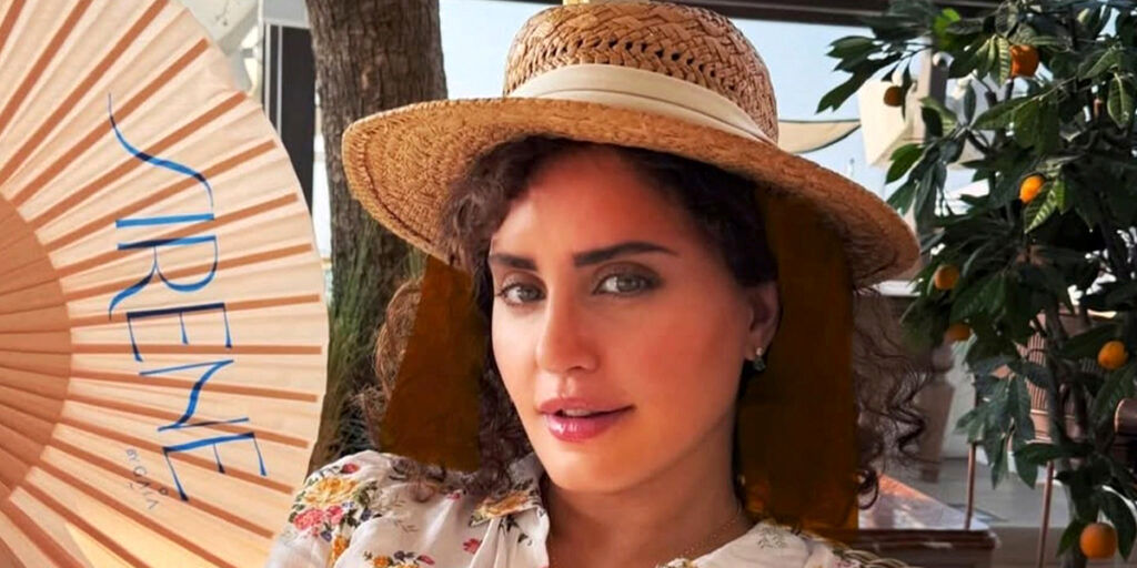 استایل صورتی الناز شاکردوست