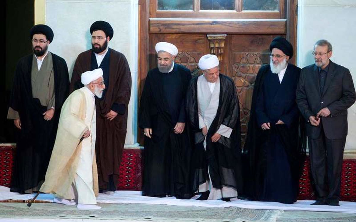 آیتالله جنتی در خانه چگونه رفتار میکند؟