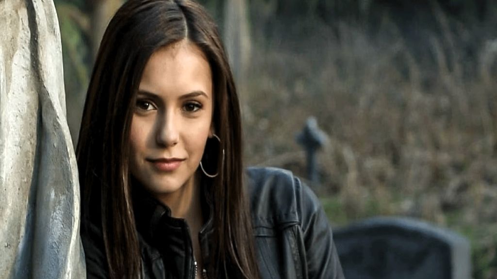 النا گیلبرت (Elena Gilbert)