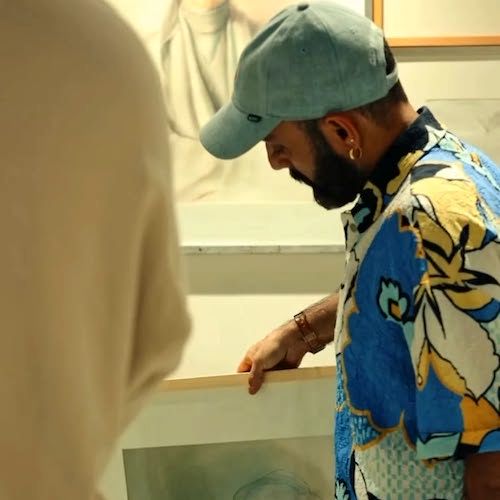 تی‌شرت گل‌گلی صابر ابر