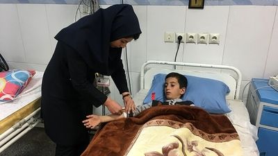 مسمومیت ۷۰ دانشجوی خوابگاهی با تن ماهی و پوره سیب‌زمینی