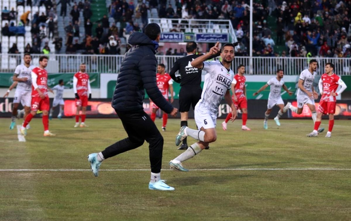 قاتل پرسپولیس به سپاهان پیوست