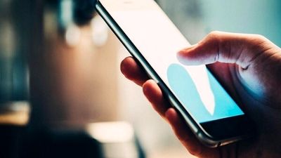 
چه کسی پشت تعلیق کمک به اوکراین بود؟
