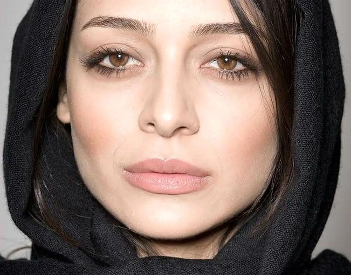 نگاه روز | استوری جدید«از ساره بیات»با استایلی زیبا