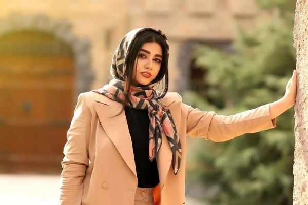 بیوگرافی سرنا امینی دختر میلیاردر اینستاگرام و همسرش