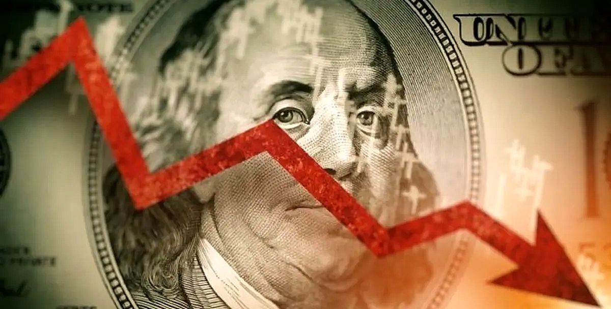 سقوط دلار در پی مذاکرات ایران و آمریکا