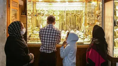 پیش ‌بینی قیمت طلا و سکه فردا چهارشنبه ۶ آبان ۱۴۰۵ / قیمت طلا سقوط می کند؟ + جدول