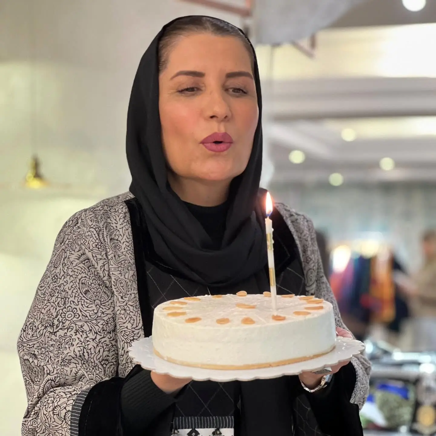 photo_2025-11-23_01-08-04