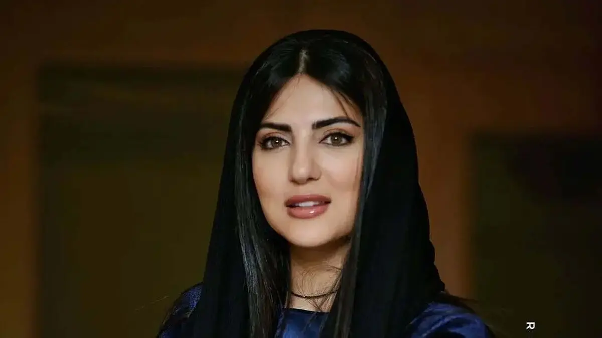 استایل اسپرت هلیا امامی در میدان نقش جهان