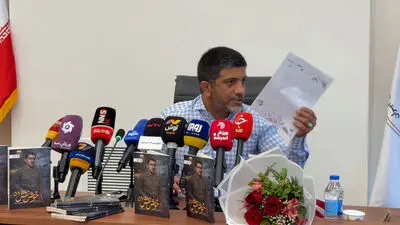 دبیر: از من هیچ آبی برای ضدانقلاب‌ها گرم نمی‌شود/ من باج نمی دهم
