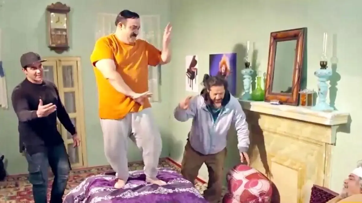 اعتراف صریح مهران غفوریان به اجبار در سینما؛ گریه‌ام گرفت از رقصیدن هندی در فیلم  + ویدیو