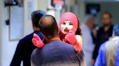 با زدن نارنجک به آمبولانس در چهارشنبه‌سوری، 3 آمبولانس از رده خارج شدند