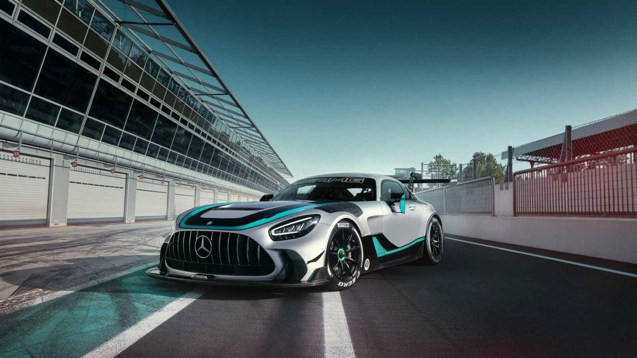 مرسدس AMG GT2 W16
