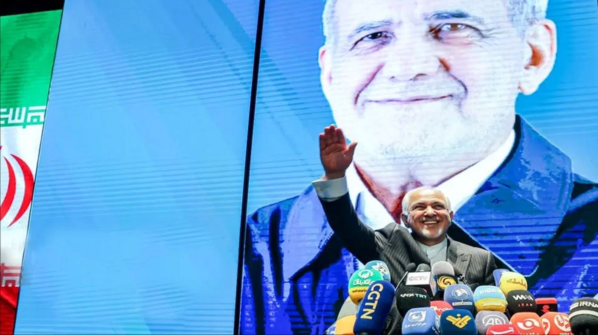 پایان رسمی ماموریت معاونت راهبردی؛ ظریف از پزشکیان جدا میشود؟