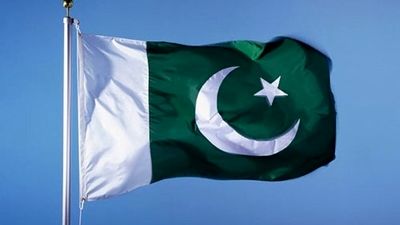 علیرضا منصوریان: ما خون میدهیم اما خاک نمی‌دهیم 