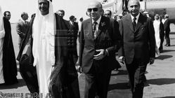 روزنامه خوانی در شصت سال پیش ۲۴| حاکم دوبی در کارخانه داروگر!
