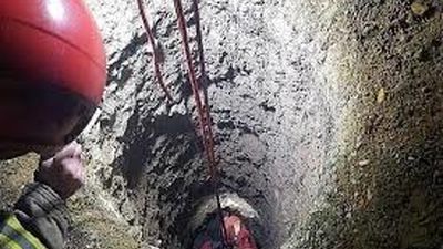 حادثه کوهدشت؛ واقعا چه اتفاقی در چاه 50 متری روستای کوهنانی افتاد؟