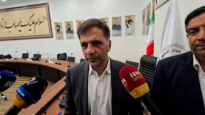 کریمی: همه اعضای هیات رییسه مخالف قلعه نویی بودند، ناگهان موافق شدند!