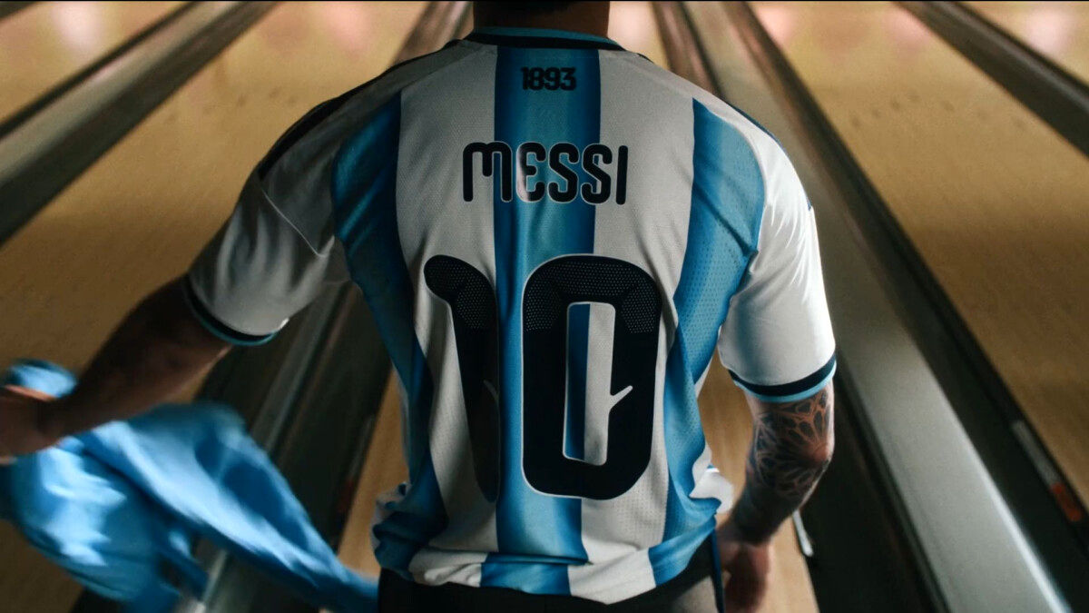 فوتبال، سینما و سوررئالیسم؛ لحظه را از آن خود کن با مسی و یامال 