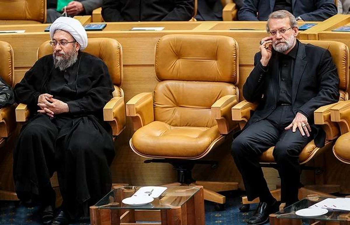 رونمایی از دو شعار انتخاباتی لاریجانی