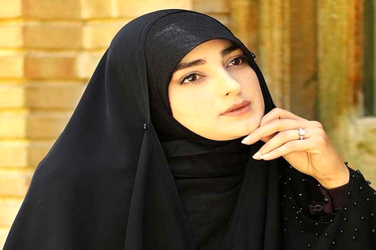 ژست عاشقانه زوج مشهور تلویزیون در یک قاب