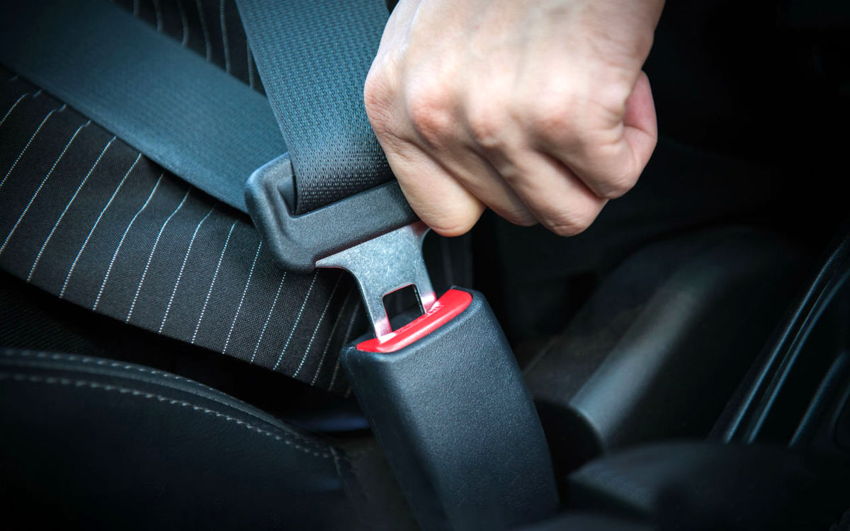 نشستن اشتباه در خودرو بدون کمربند، فاجعه‌ بار است!