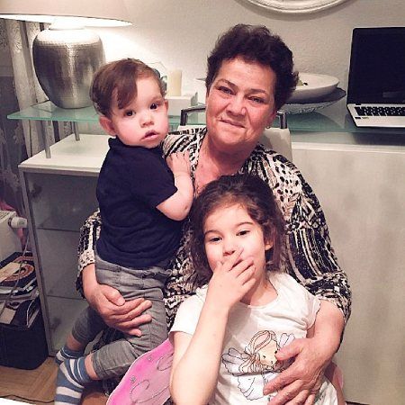 فاهریه اوجن,مادر فاهریه اوجن,عکس های خانوادگی فاهریه اوجن