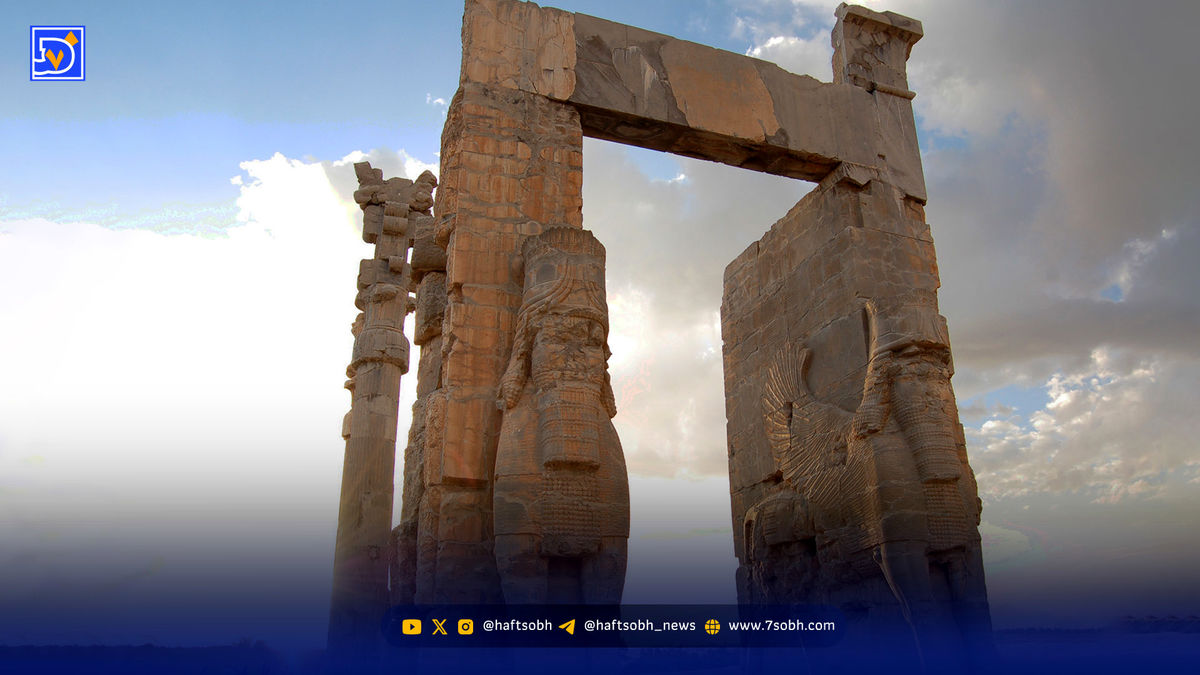 تاریخ در فرسایش وزارتخانه در نمایش