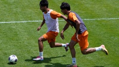  رونمایی از تمدید دو ستاره پرسپولیس