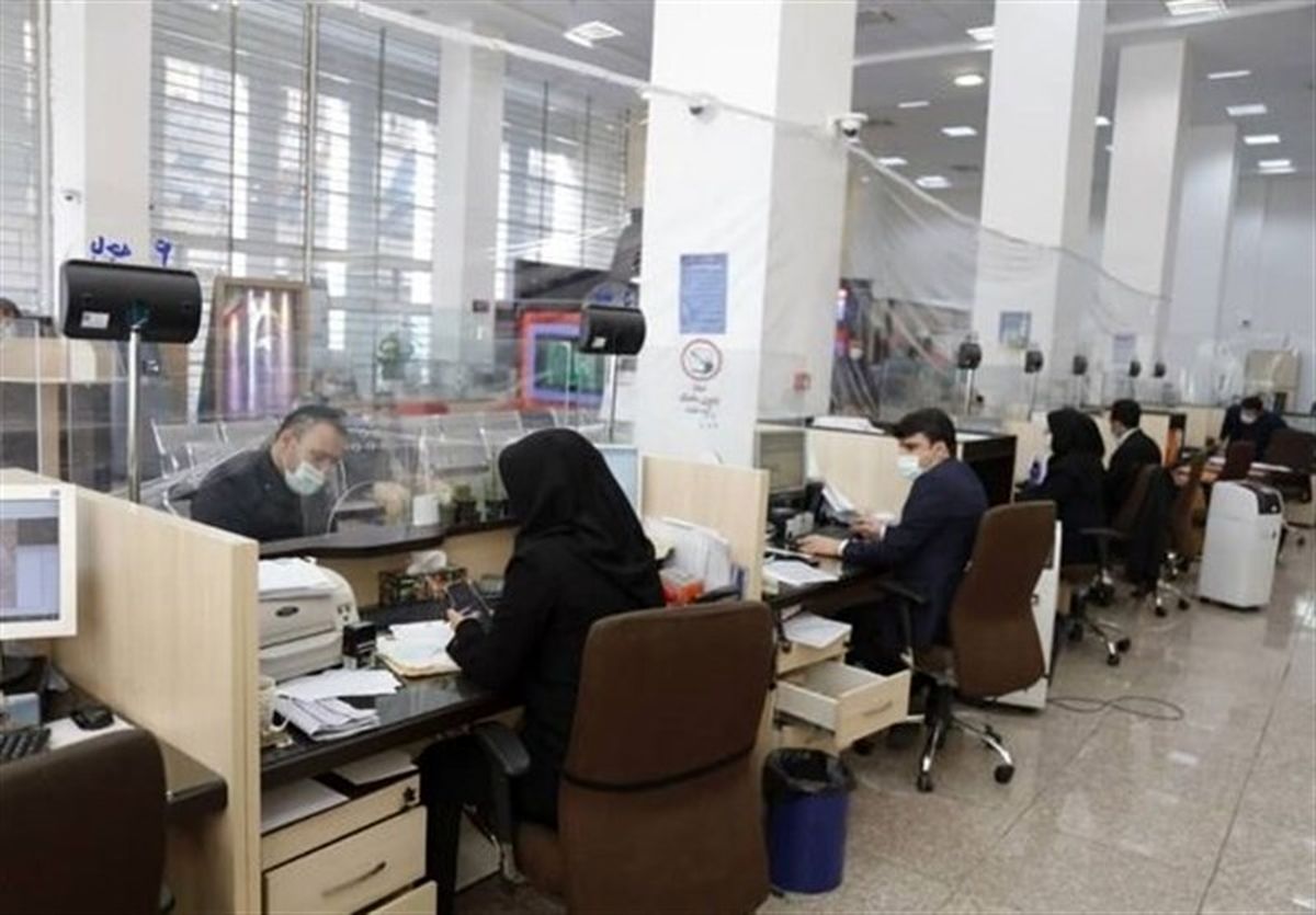 ببینید | جزئیات یک سرقت بیسروصدا از بانک در مشهد