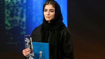 چهره‌ هنرمندانی که سال 1403 از میان ما رفتند (فیلم)