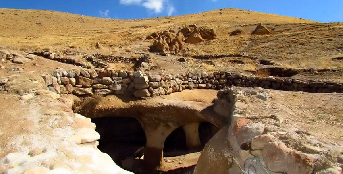 روستای تاریخی تبریز+ راهنمایی سفر به روستای مدفون در دل کوه