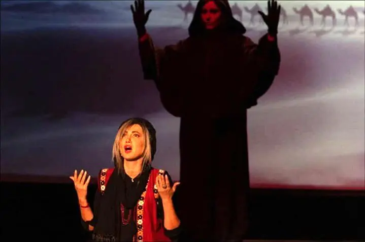 نگاه روز | سمیرا حسنی در کافه عاشقی عشق و هنر را تجربه کرد