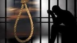 پاره شدن طناب دار از گردن قاتل گیلانی